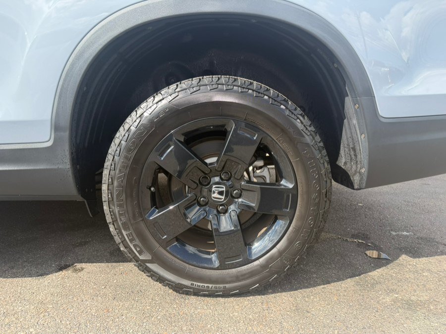 Used 2024 Honda Ridgeline Black Edition image 5
