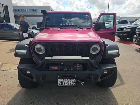 Used 2024 Jeep Wrangler Unlimited Sport AWD/4WD image 11