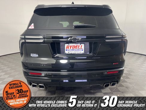 Certified 2024 Chevrolet Traverse RS w/ LPO, Floor Liner Package image 5