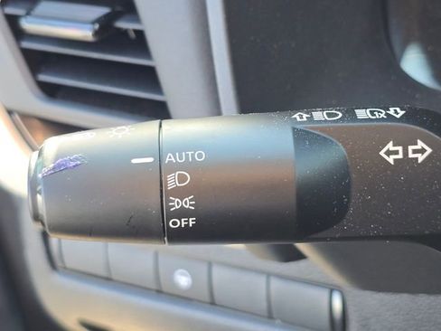 Certified 2026 Nissan Rogue SV FWD image 24