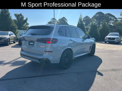 Used 2024 BMW X5 M60i AWD/4WD image 8