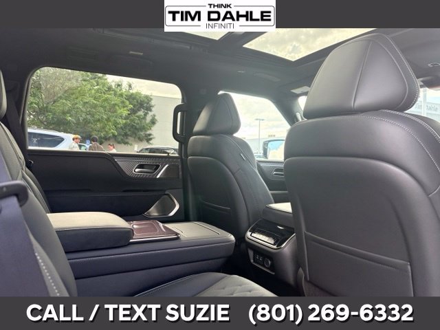New 2026 INFINITI QX80 Autograph w/ Premium Cargo Package AWD/4WD image 18