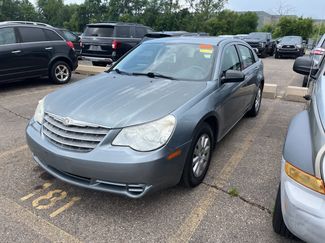 Used 2009 Chrysler Sebring LX image 1
