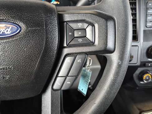 Used 2016 Ford F150 XL w/ Equipment Group 101A Mid RWD image 27
