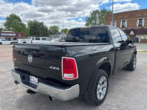 Used 2016 RAM 1500 Laramie AWD/4WD image 3