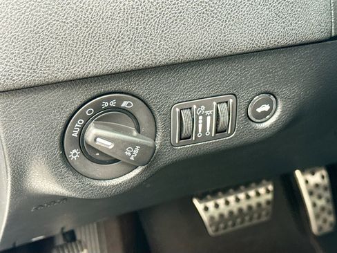 Used 2018 Dodge Charger R/T Scat Pack w/ Dynamics Package image 10