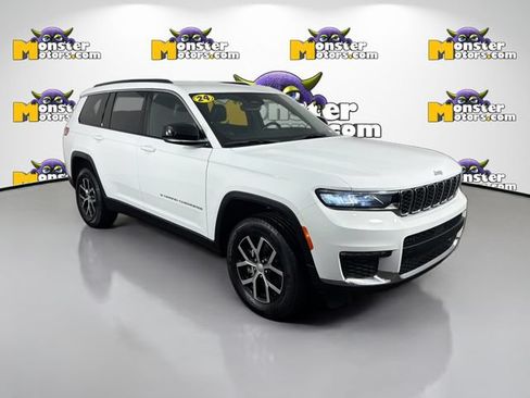 Used 2024 Jeep Grand Cherokee L Limited AWD/4WD image 3