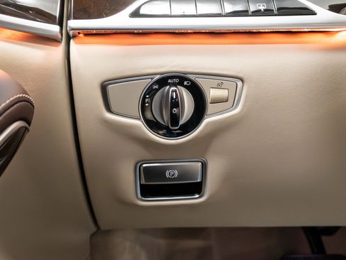 Used 2020 Mercedes-Benz Maybach S 560 4MATIC image 43