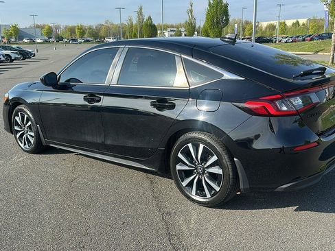 Used 2022 Honda Civic EX-L image 10