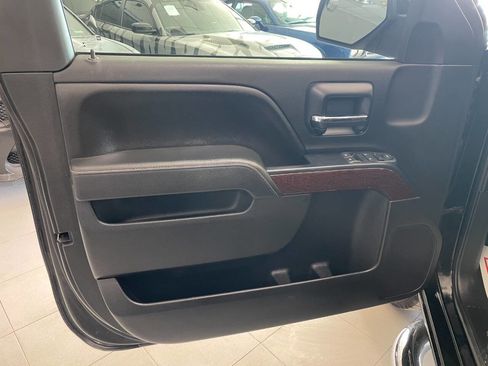 Used 2014 GMC Sierra 1500 SLE w/ SLE Preferred Package image 16