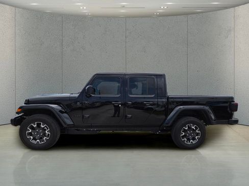Used 2026 Jeep Gladiator Sport AWD/4WD image 8