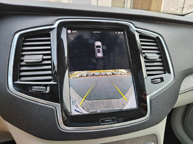 Certified 2023 Volvo XC90 T8 Plus AWD/4WD image 32