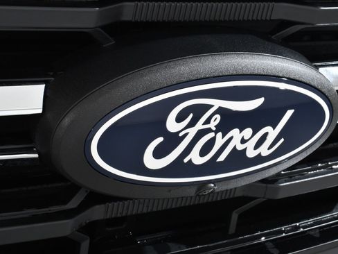 New 2026 Ford F150 XLT w/ Equipment Group 302A MID image 20