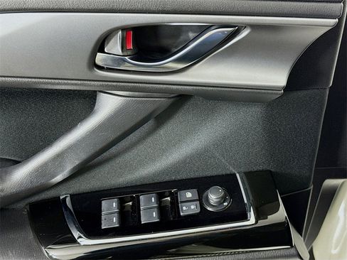 Used 2022 MAZDA CX-9 Sport image 23