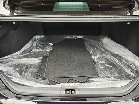 Used 2025 Toyota Camry SE image 22
