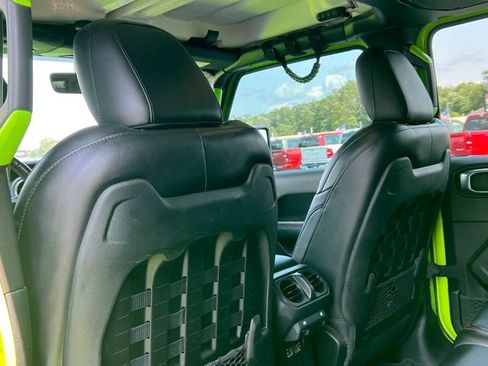Used 2021 Jeep Gladiator Rubicon AWD/4WD image 37