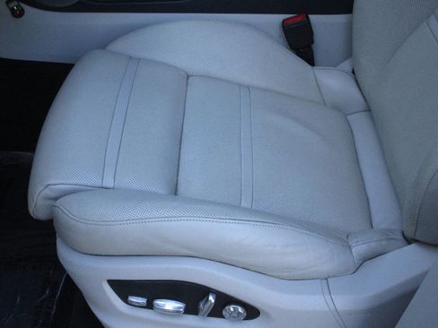 Used 2019 Porsche Cayenne image 10