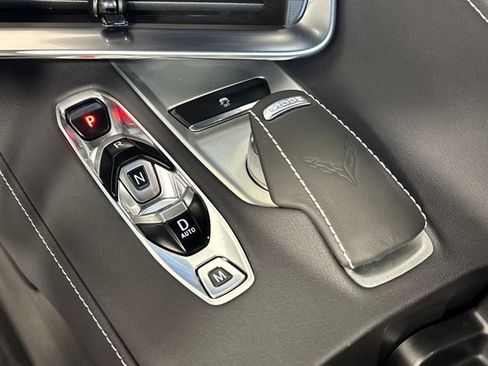 Used 2024 Chevrolet Corvette Stingray Convertible w/ Z51 Performance Package RWD image 37
