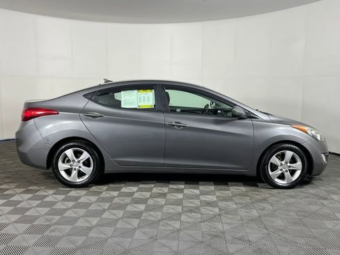 Used 2012 Hyundai Elantra GLS w/ Preferred Pkg 3 image 5