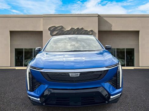 New 2027 Cadillac Optiq Luxury RWD image 8