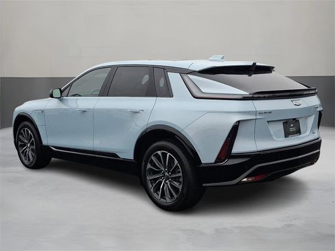 New 2026 Cadillac Lyriq Sport image 4