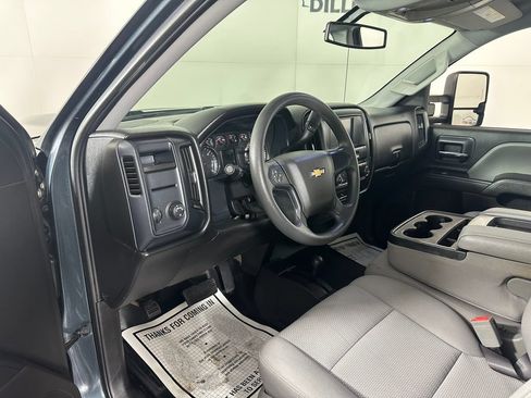 Used 2017 Chevrolet Silverado 1500 W/T AWD/4WD image 16