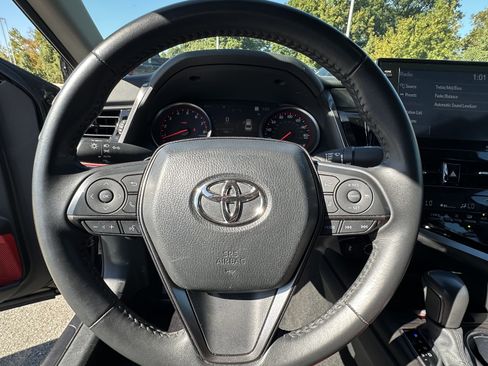 Used 2024 Toyota Camry XSE image 19