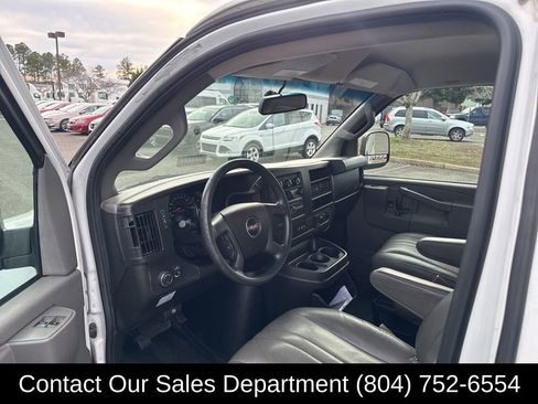 Used 2018 GMC Savana 3500 Work Van w/ Driver Convenience Package image 9