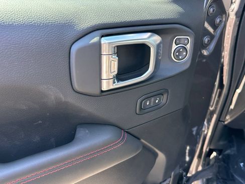 New 2026 Jeep Gladiator Rubicon AWD/4WD image 18