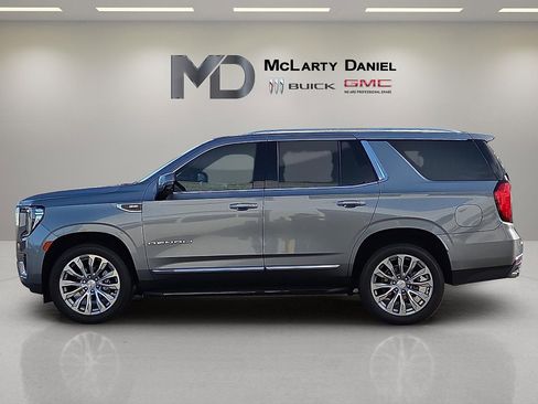 Used 2021 GMC Yukon Denali image 3