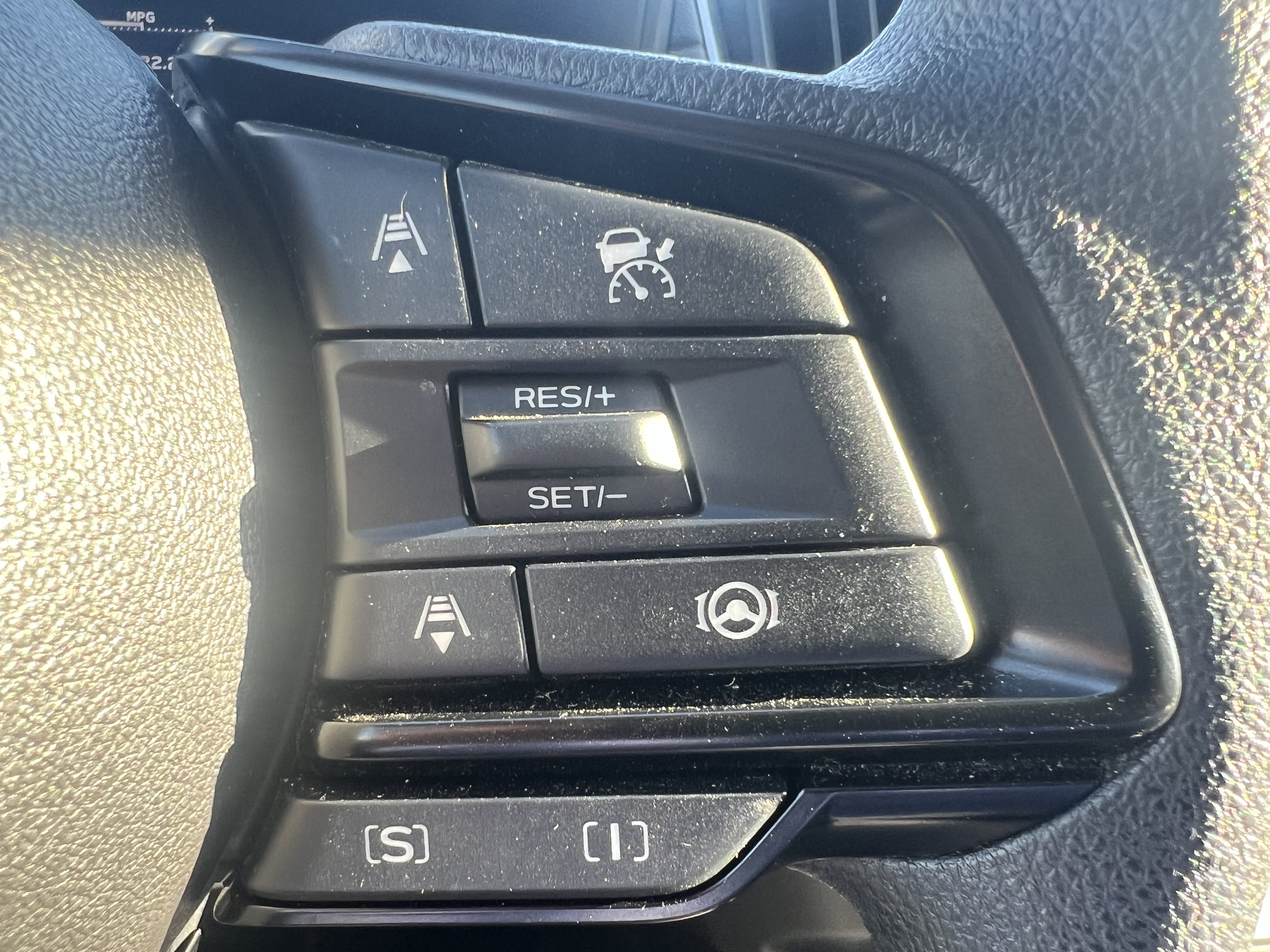 Certified 2025 Subaru Crosstrek 2.5i Premium AWD/4WD image 22