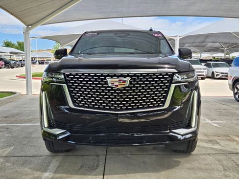 Used 2024 Cadillac Escalade Premium Luxury w/ Performance Package AWD/4WD image 3