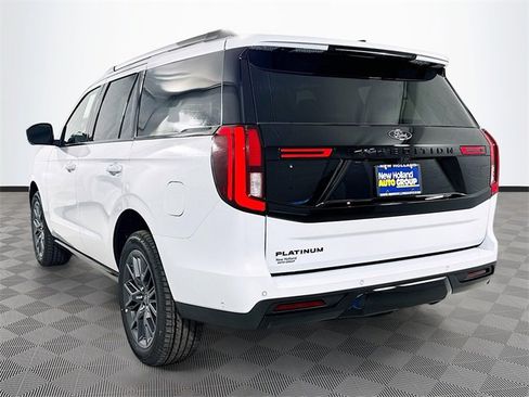 New 2025 Ford Expedition Platinum w/ Stealth Performance Package image 21