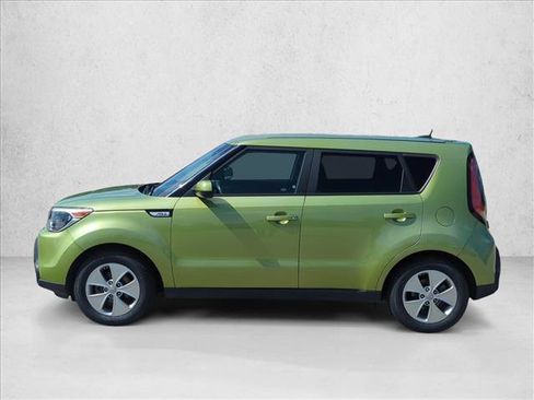 Used 2016 Kia Soul w/ Convenience Package FWD image 2