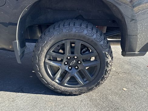 Certified 2024 Chevrolet Silverado 1500 LT Trail Boss w/ LT Trail Boss Premium Package image 18