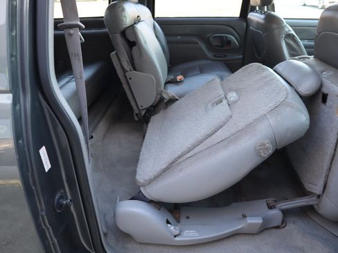 Used 1999 Chevrolet Suburban 2WD w/ Preferred Equipment Group 3 image 41