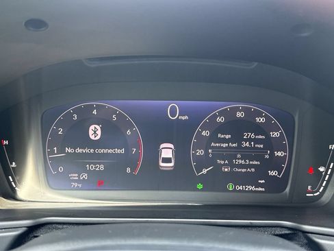 Used 2023 Honda Accord EX image 10