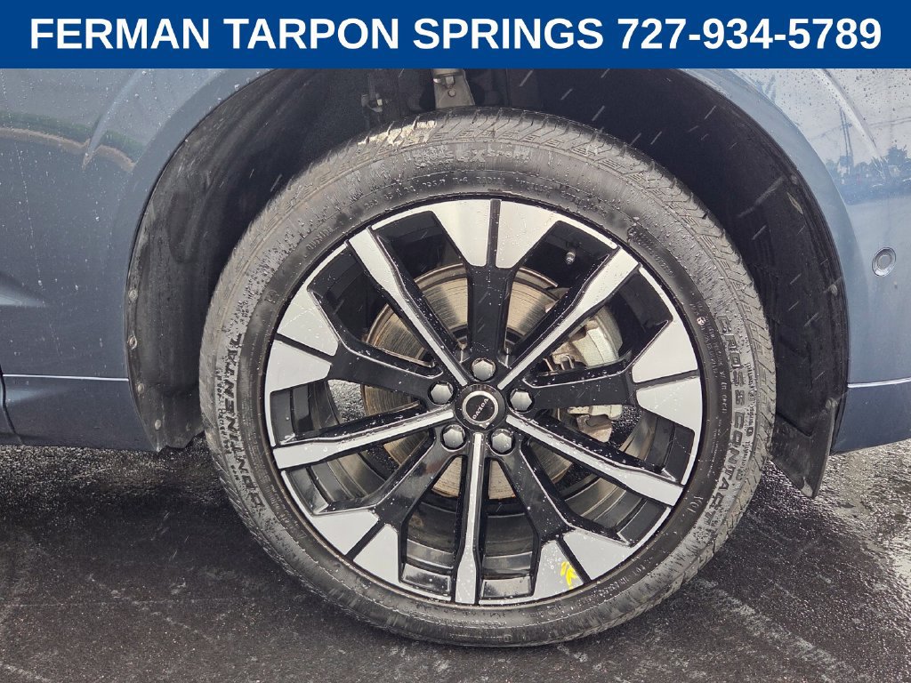 Certified 2026 Volvo XC60 B5 Plus AWD/4WD image 11