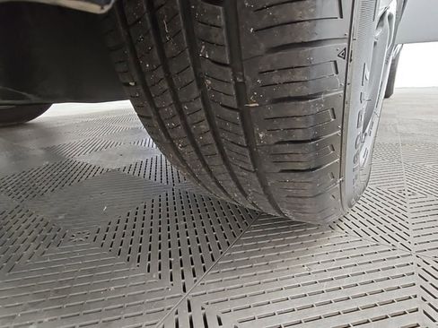 Used 2024 Honda HR-V EX-L image 45