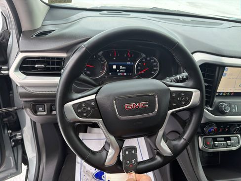 Used 2023 GMC Acadia SLT image 20