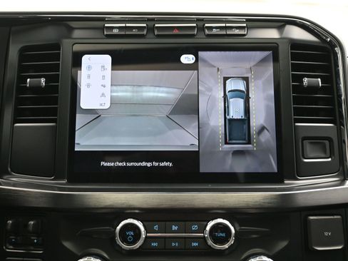 Used 2024 Ford F250 Lariat w/ Sport Appearance Package image 30