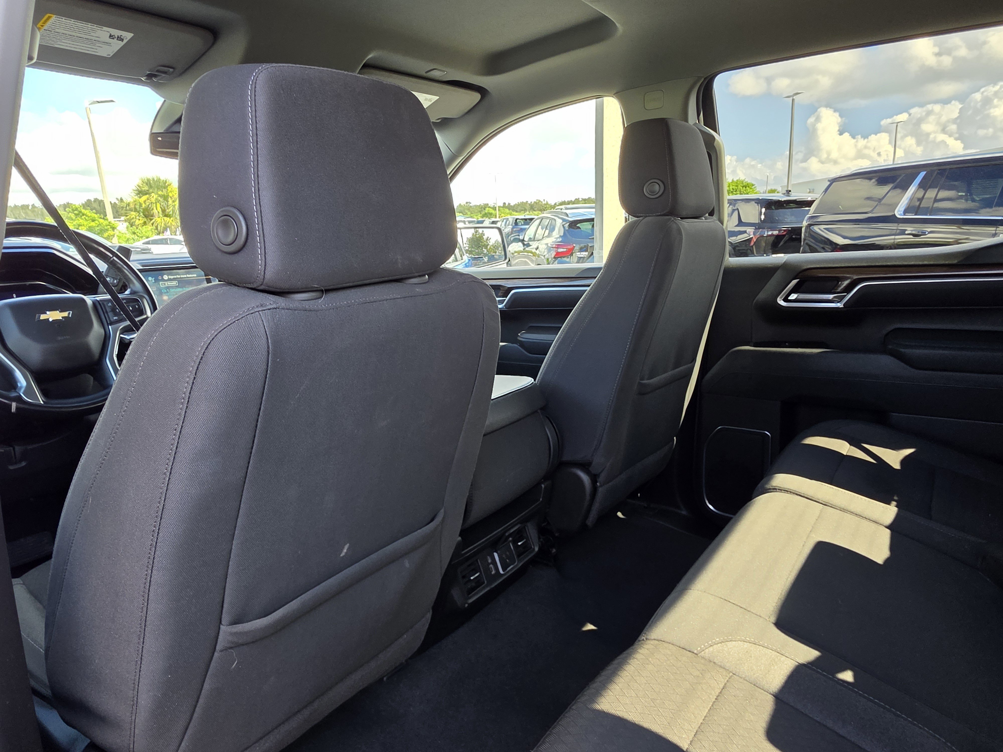 Certified 2025 Chevrolet Silverado 1500 LT AWD/4WD image 11