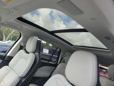 Used 2026 Lincoln Aviator Reserve w/ Luxury Package RWD image 19