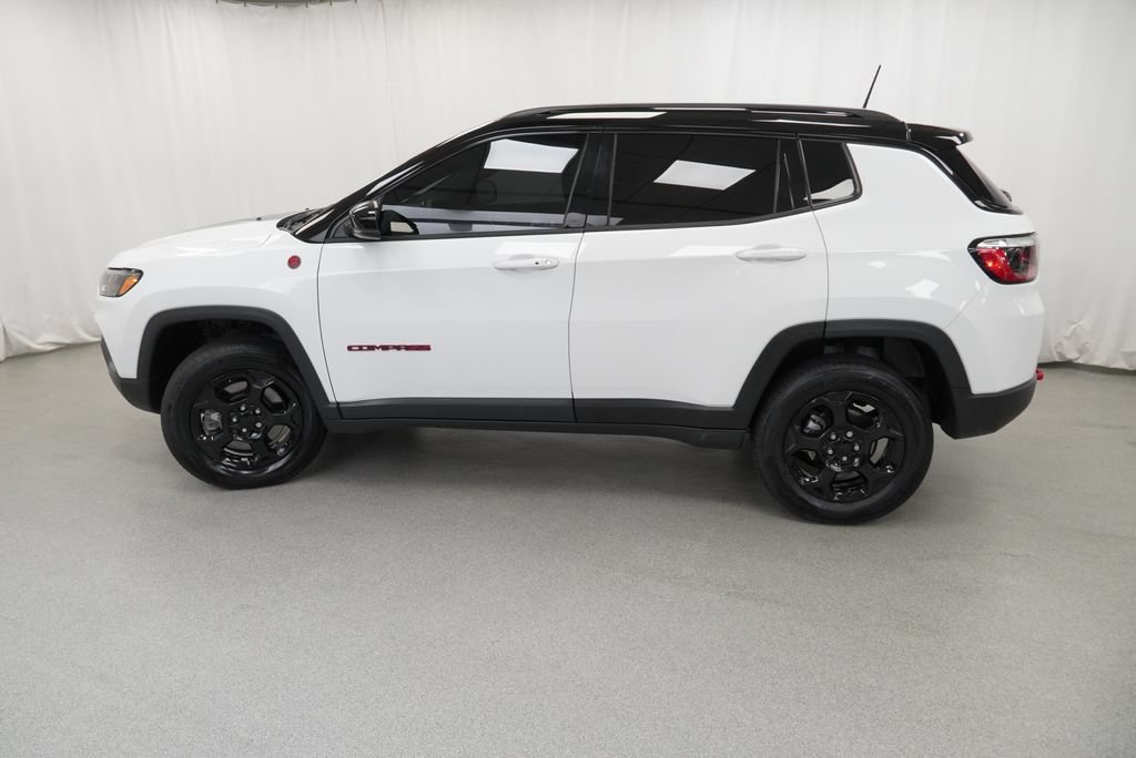 Certified 2023 Jeep Compass Trailhawk w/ Sun and Sound Group AWD/4WD image 29