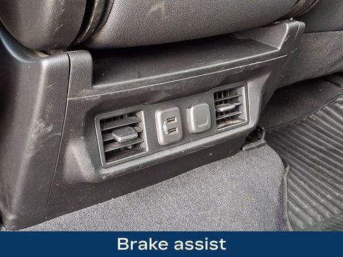 Used 2021 Chevrolet Silverado 1500 LT AWD/4WD image 22