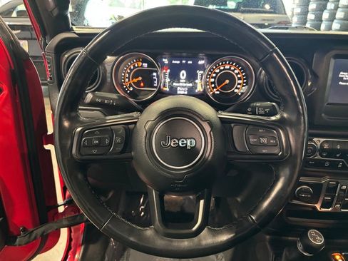 Used 2022 Jeep Gladiator Sport AWD/4WD image 12