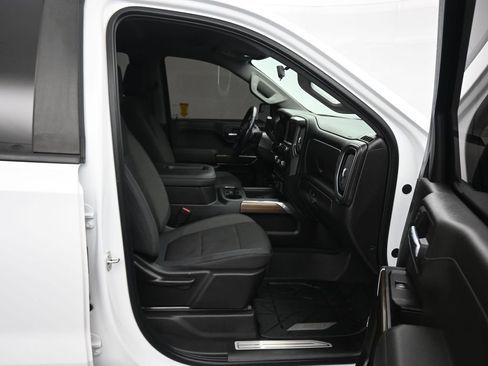 Used 2019 Chevrolet Silverado 1500 RST image 43