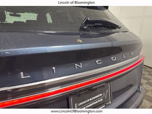 Used 2022 Lincoln Nautilus Reserve image 24