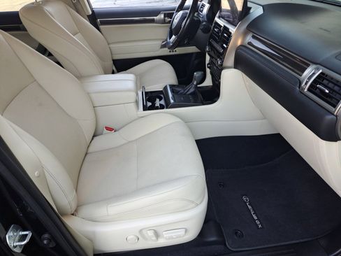 Used 2022 Lexus GX 460 Premium AWD/4WD image 18