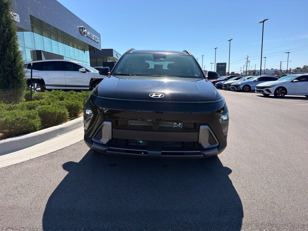 New 2026 Hyundai Kona Limited FWD image 2